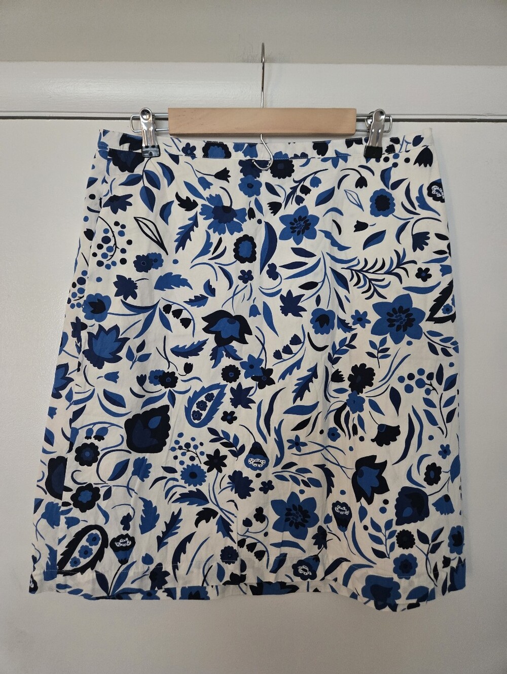 Boden Blue And White Floral 100% Cotton Skirt Size 10